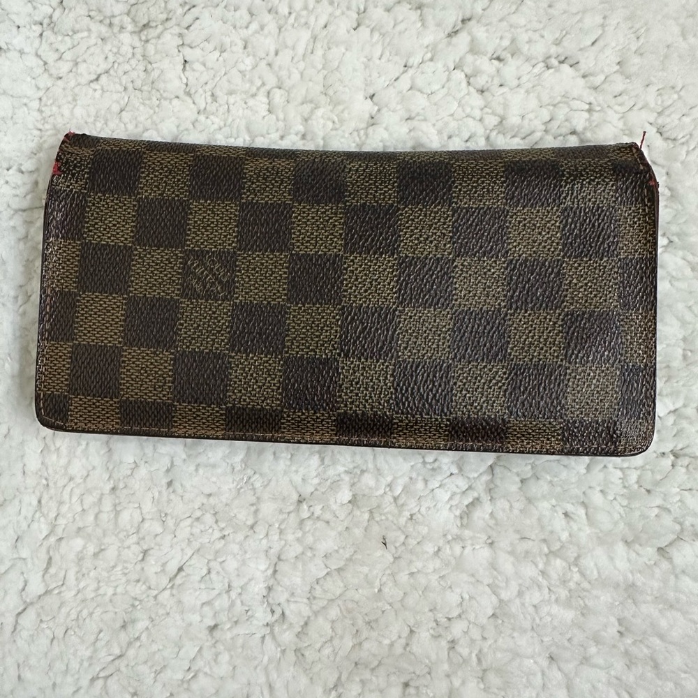 Authentic Louis Vuitton Damier wallet